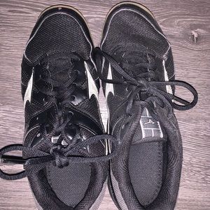 Mizuno Cyclone Speed Volleyball shoes